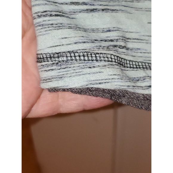 Free Planet Men's Hooded Sweater Shirt Pullover 1/4 Button Front Size L - Picture 6 of 10